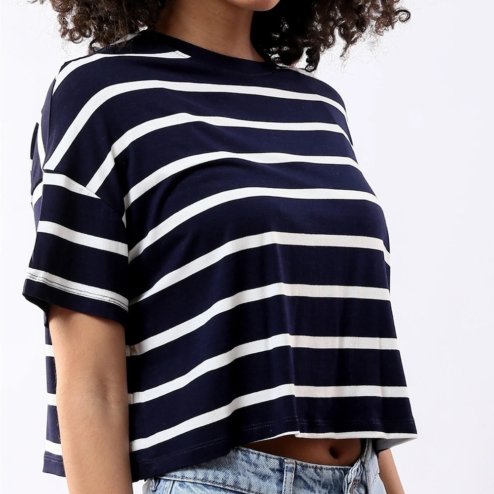 H&M | Navy Blue & White Striped Crop Top Size XS
